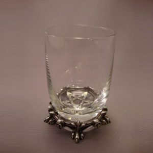 CWT25 - Klein drinkglas met verzilverde onderzetter - Masterpieces.nl