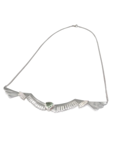 ABGWN2S - Wingspan necklace in silver with peridot - Anne Byers - Masterpieces.nl