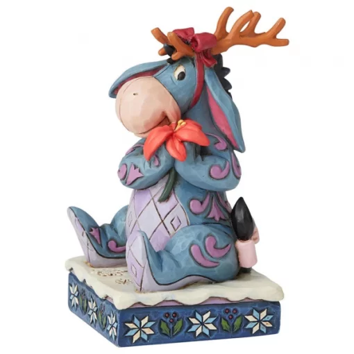 6002844 - Winter Wonders (Eeyore Christmas Figurine) - Masterpieces.nl