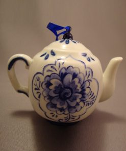 J0935B - Porcelain Delft Blue Teapot big - Masterpieces.nl
