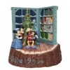 6007060 - Mickey’s Christmas Carol (Carved by Heart Mickey Mouse Christmas Figurine) - Masterpieces.nl