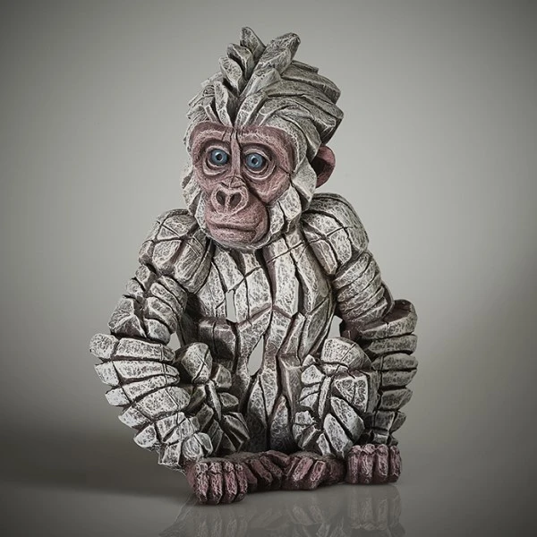 ED36W - Baby Gorilla "Snowflake" - Masterpieces.nl