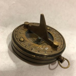 NI4668 - Antique pocket fob sundial compass