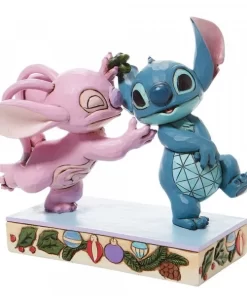 6008980 - Mistletoe Kiss (Stitch and Angel with Mistletoe Figurine) - Masterpieces.nl