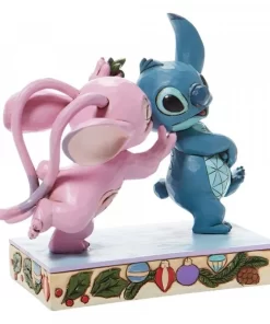 6008980 - Mistletoe Kiss (Stitch and Angel with Mistletoe Figurine) - Masterpieces.nl