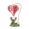 6011916 - Love Takes Flight (Mickey & Minnie Mouse Heart Balloon Figurine) - Disney Jim Shore - Masterpieces.nl